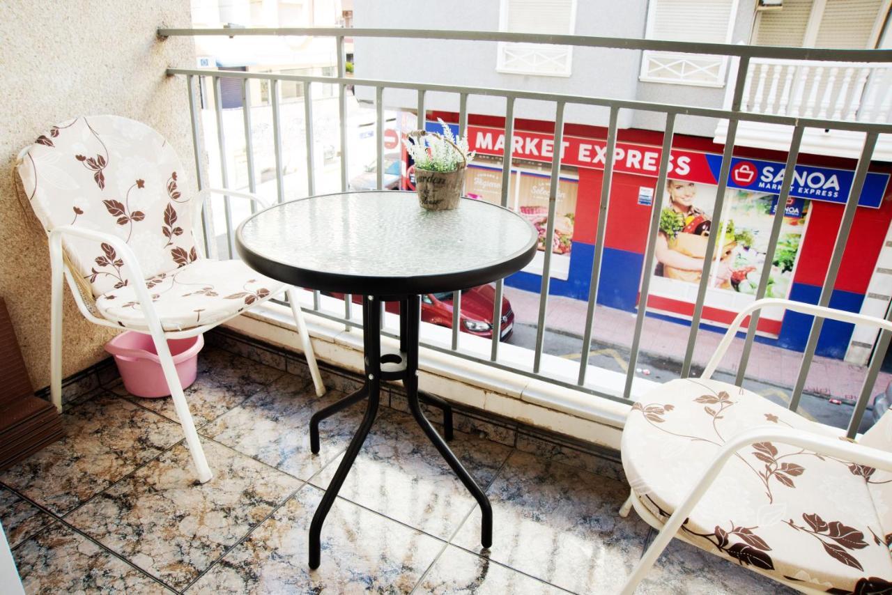 Holiday La Loma Apartment Torrevieja Ngoại thất bức ảnh