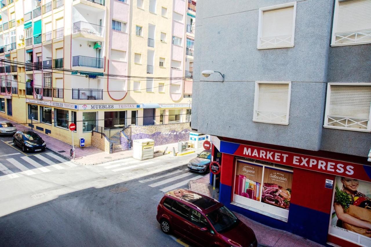 Holiday La Loma Apartment Torrevieja Ngoại thất bức ảnh